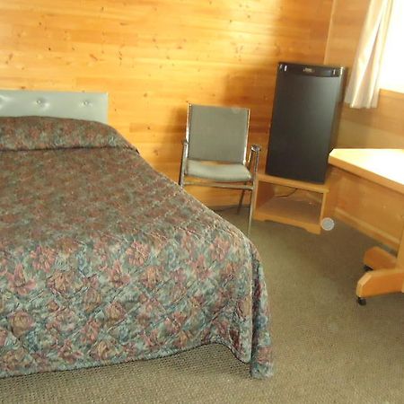 Dreamland Motel Moose Jaw Exterior foto